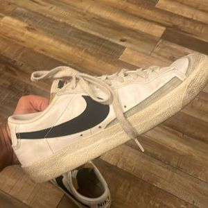 Low Top Nike Blazers